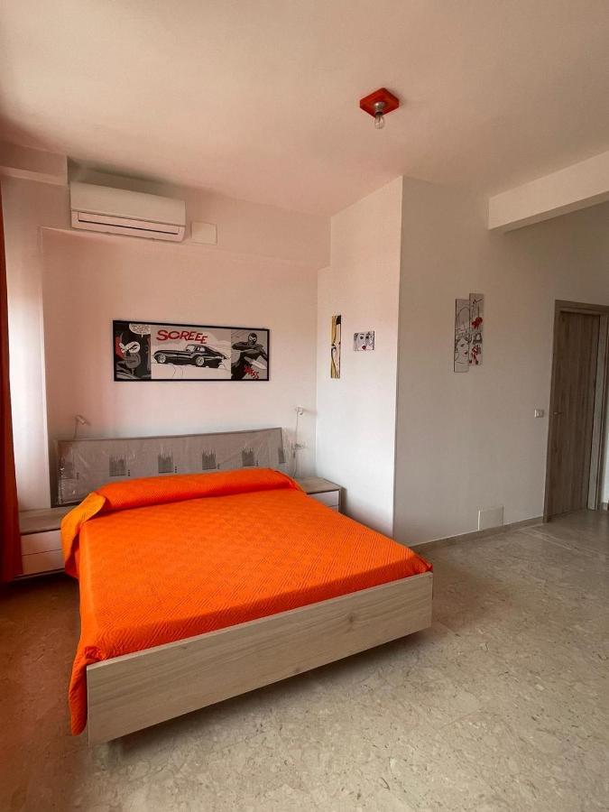 La Finestra Sul Mare B&B Crotone Bagian luar foto
