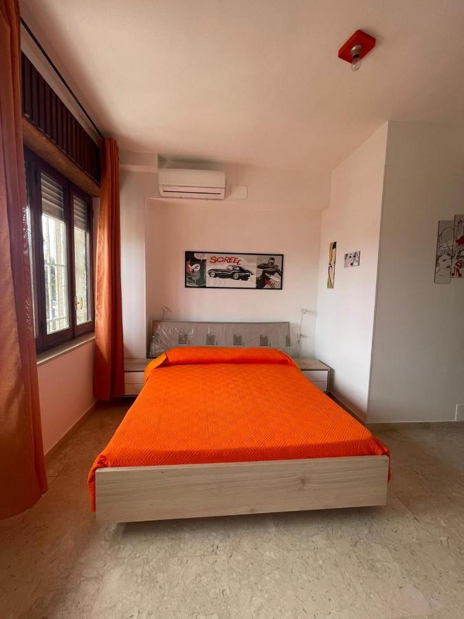 La Finestra Sul Mare B&B Crotone Bagian luar foto