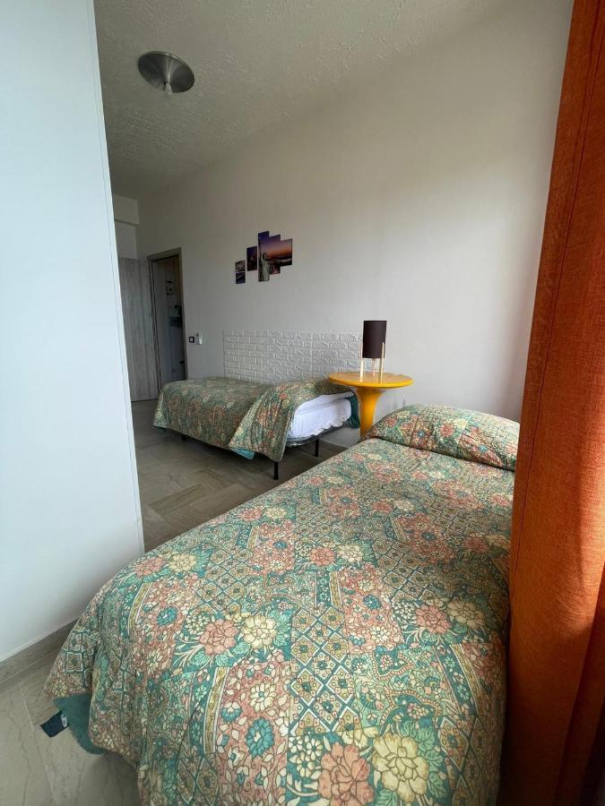 La Finestra Sul Mare B&B Crotone Bagian luar foto