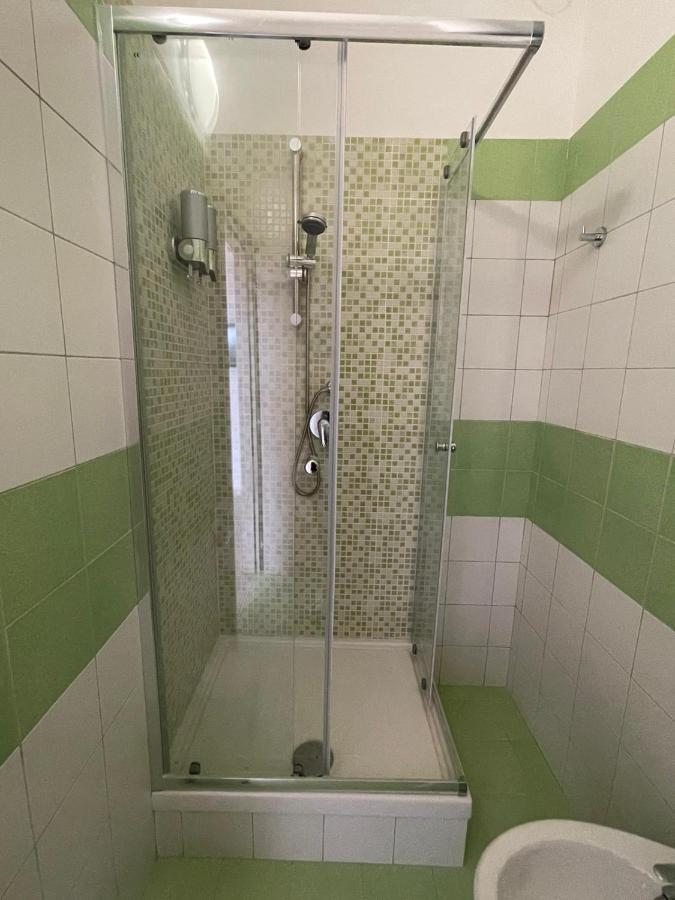 La Finestra Sul Mare B&B Crotone Bagian luar foto
