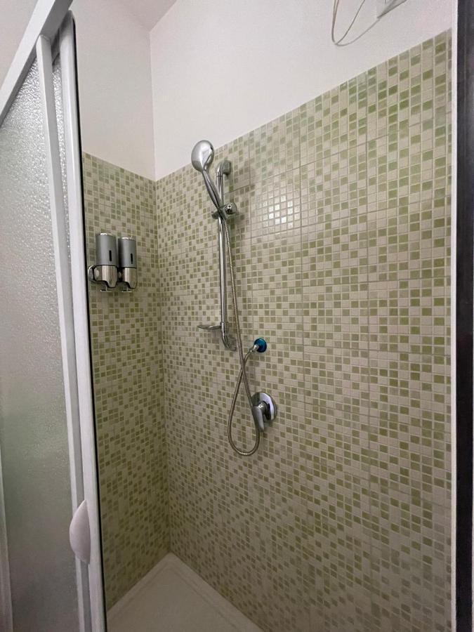 La Finestra Sul Mare B&B Crotone Bagian luar foto